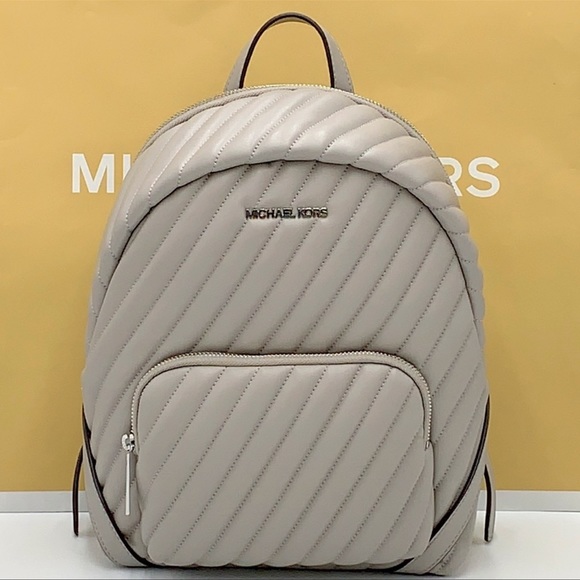 MICHAEL KORS ERIN MEDIUM BACKPACK PEARL GREY - Picture 2 of 16